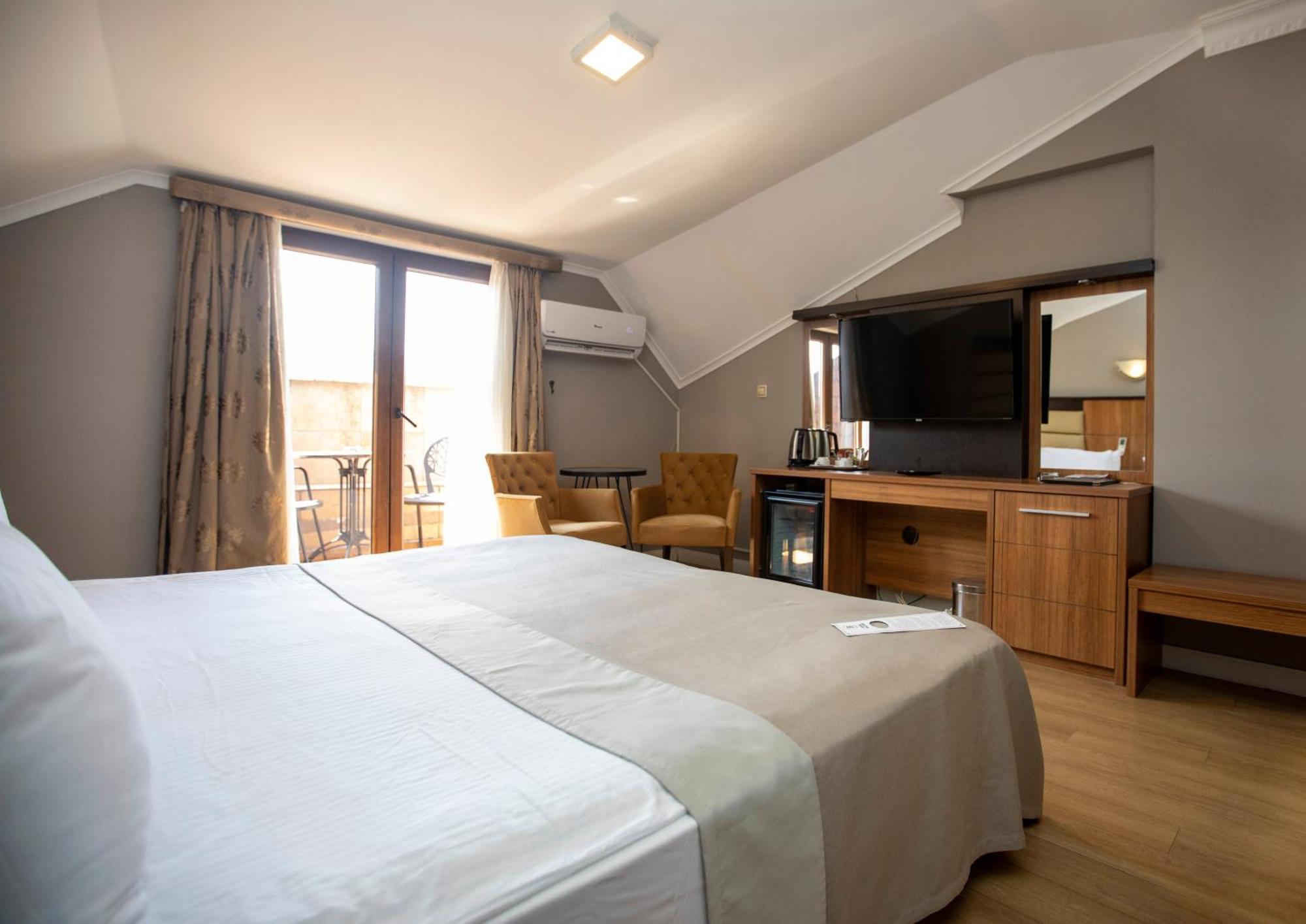 New Balturk Hotel Izmit Коджаэли Экстерьер фото